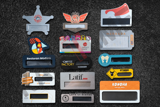 ozel-tasarim-yaka-karti-uretimi-basimi